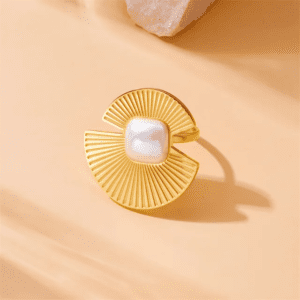 Highend Retro Pearl Gold plated Ring